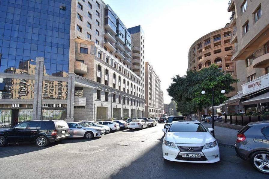 City Central Apartment Yerevan Ngoại thất bức ảnh