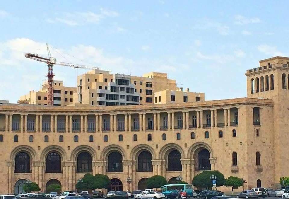 City Central Apartment Yerevan Ngoại thất bức ảnh