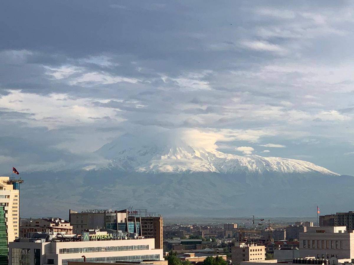 City Central Apartment Yerevan Ngoại thất bức ảnh