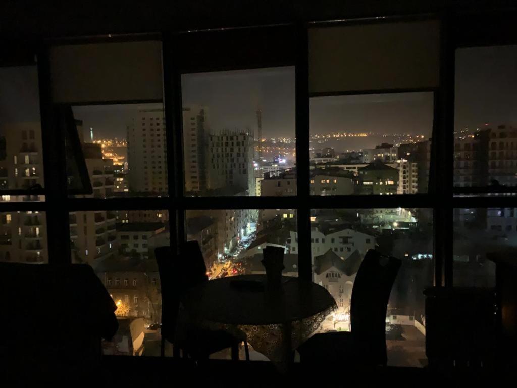 City Central Apartment Yerevan Ngoại thất bức ảnh