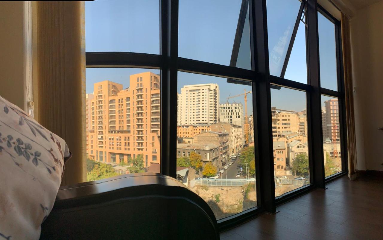 City Central Apartment Yerevan Ngoại thất bức ảnh