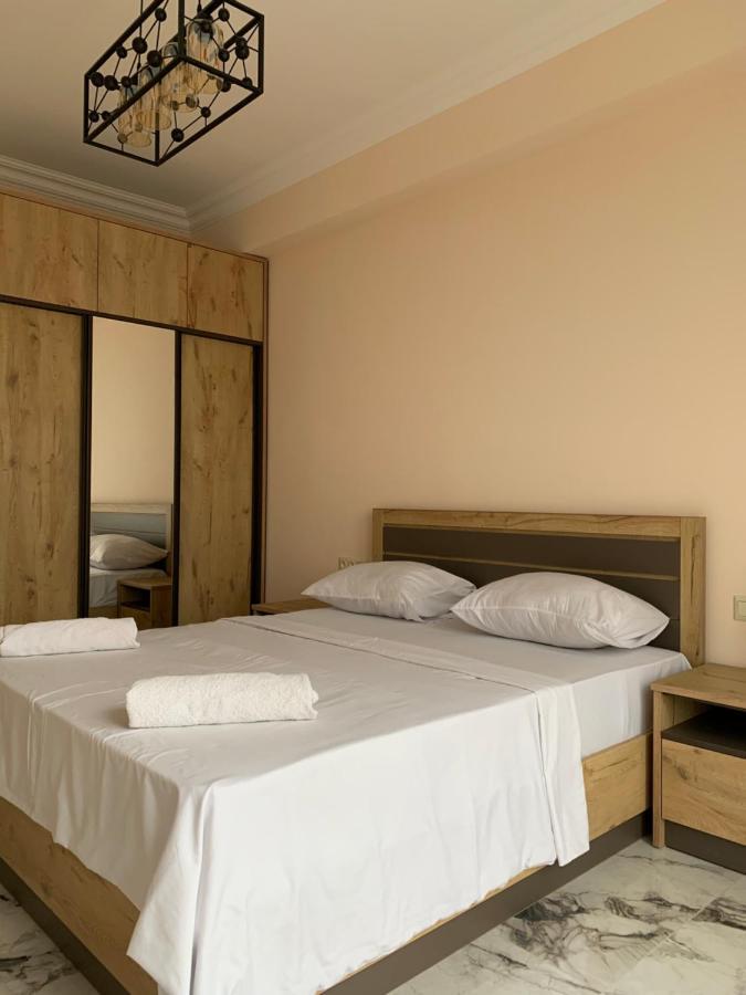 City Central Apartment Yerevan Ngoại thất bức ảnh
